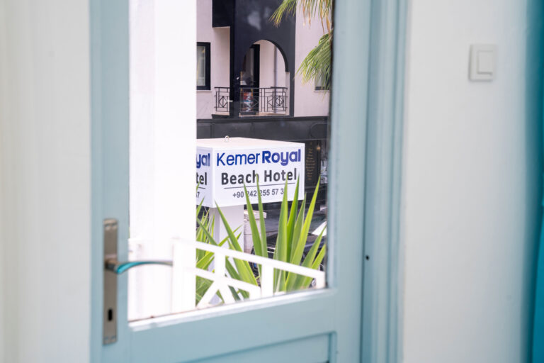 KEMER-ROYAL-BEACH-HOTEL-ANTALYA (1)